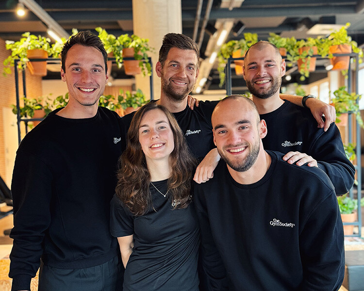 Een teamfoto van de coaches van The Gym Society Nijmegen